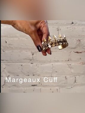 ISO DYLANLEX Margaux Cuff bracelet